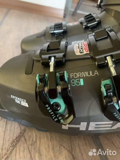 Горнолыжные ботинки