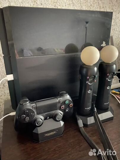 Sony PlayStation 4 + VR шлем +2Move +Камера