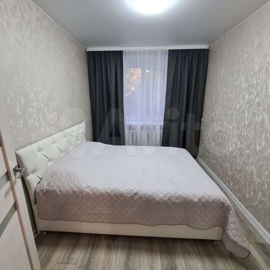 2-к. квартира, 42 м², 3/9 эт.
