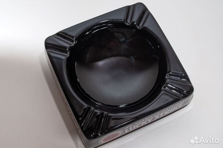 Винтажная пепельница Lucky Strike