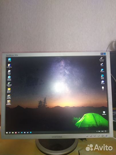 Монитор samsung
