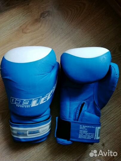 Продаю 2 пары бокс.перчаток
