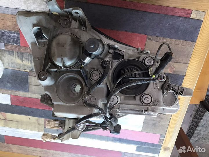 Фара toyota crown