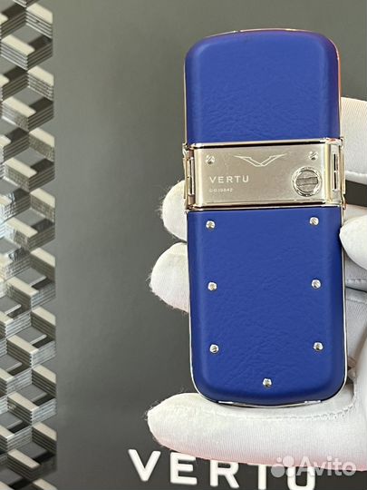 Vertu Constellation Vivre Ocean Blue