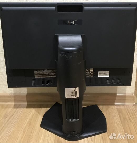 Монитор Nec PA241W-BK с разбитой матрицей