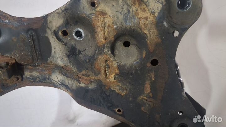 Балка подвески передняя Nissan Pathfinder, 2014