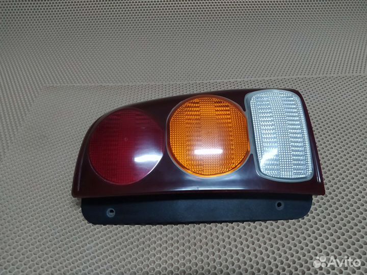 Фонарь задний правый, левый Trailblazer