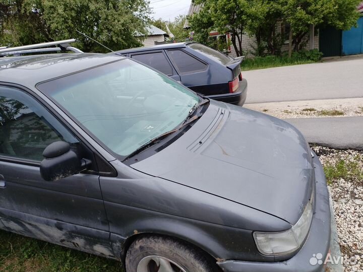 Продам запчасти на Спейс вагон