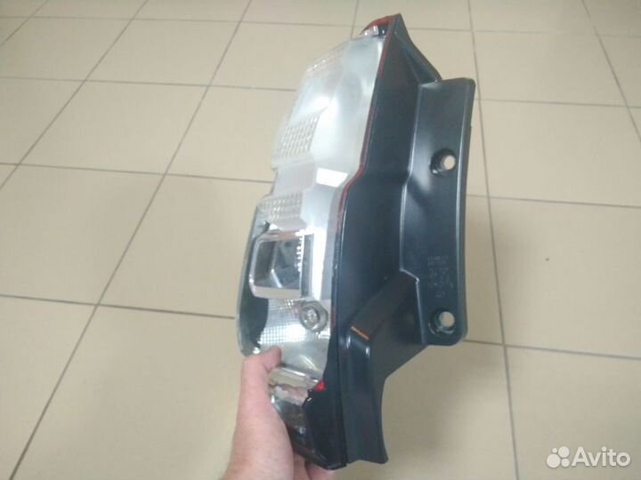 Toyota Land Cruiser Prado 150 Накладка фонаря задн