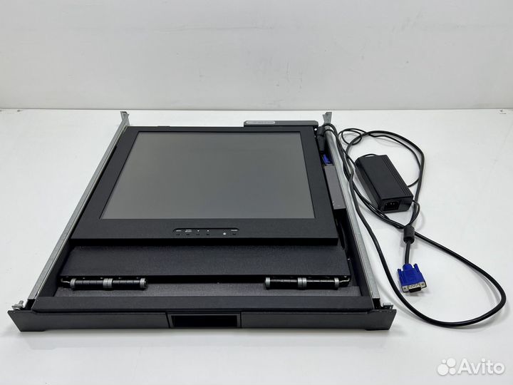 Монитор 17” в серверную стойку VGA Recortec б/у