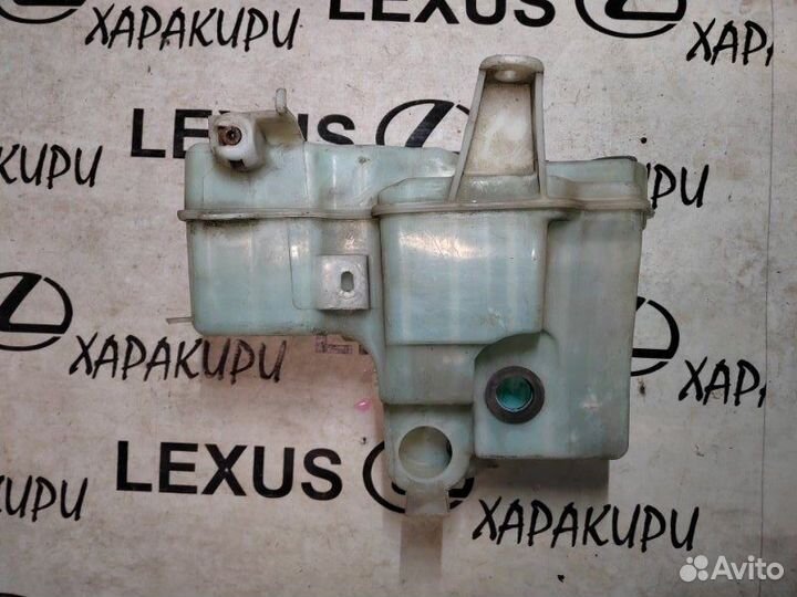 Бочек стеклоомывателя Lexus Ls460 2005-2012