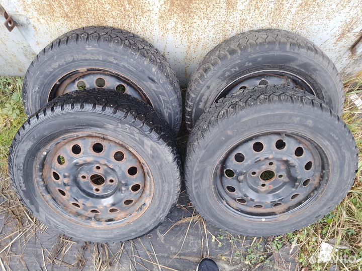 Шины диски и колеса на 15 зимние