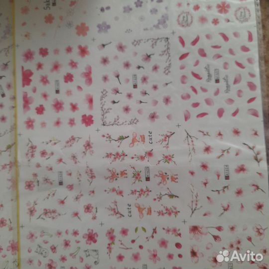 Коробка слайдеров для маникюра. Очень много