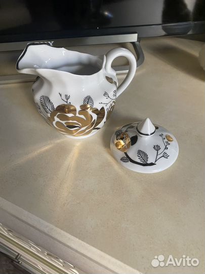 Молочник (от сервиза)