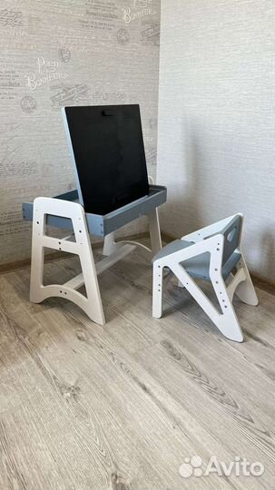Стульчик растущий и столик детский