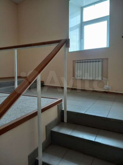Офис, 690 м²
