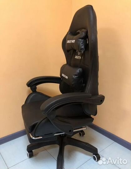 Компьютерное игровое кресло
