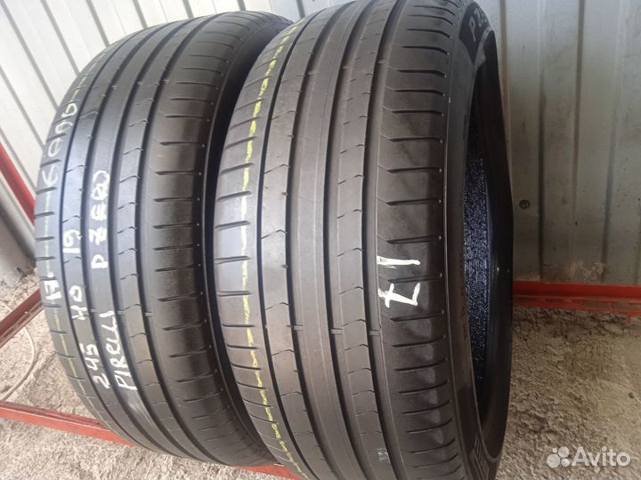 Pirelli P Zero S.C. 245/40 R19