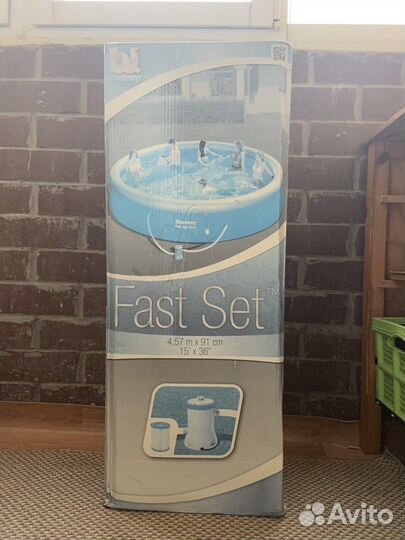 Надувной бассейн новый