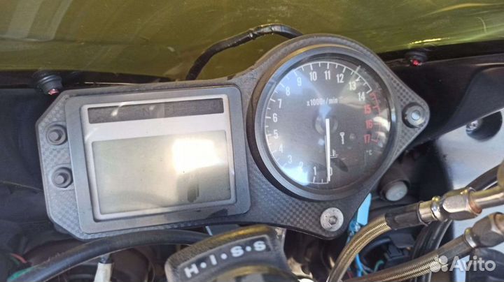 Honda cbr600f4i 2001 год по запчастям
