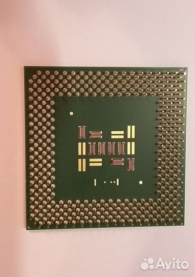 Процессор Intel Pentium III-733