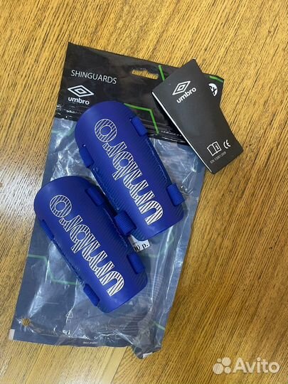 Щитки футбольные Umbro, Larsen новые, цены разные