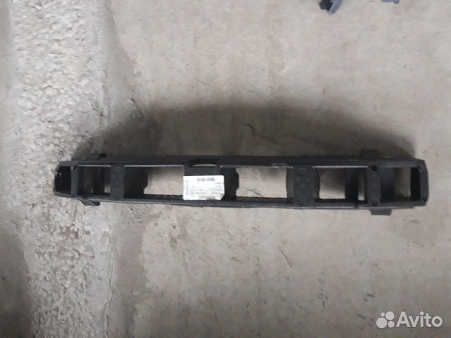 Уплотнитель бампера передний. Фольксваген поло