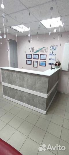 Ресепшн для офиса, магазина, салона (серия Эконом угловой)