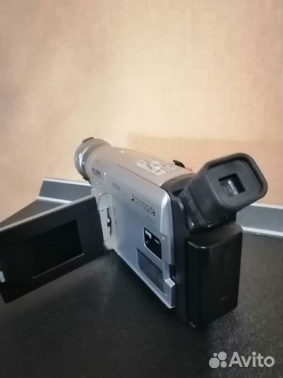 Видеокамера panasonic hc v260