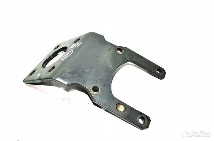 Кронштейн кабины, передний левый renault trucks Ma