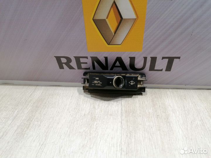 Подсветка номера фонарь Renault sandero 2