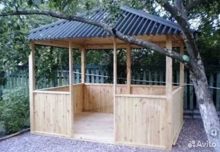 Бригада строителей