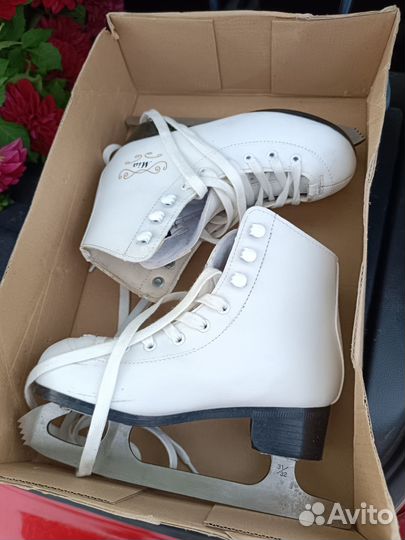 Коньки фигурные 31-32размер