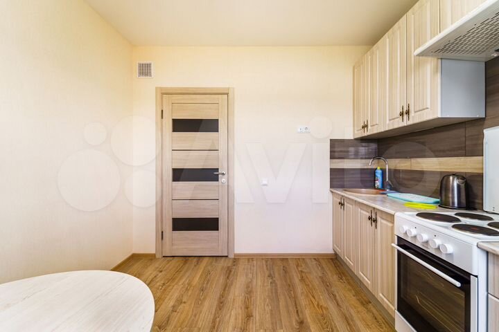 2-к. квартира, 60 м², 15/17 эт.