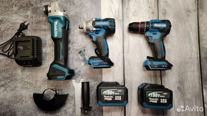 Аккумуляторный набор makita 3 в 1. Новый