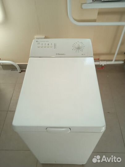 Стиральная машина Electrolux EWT1011