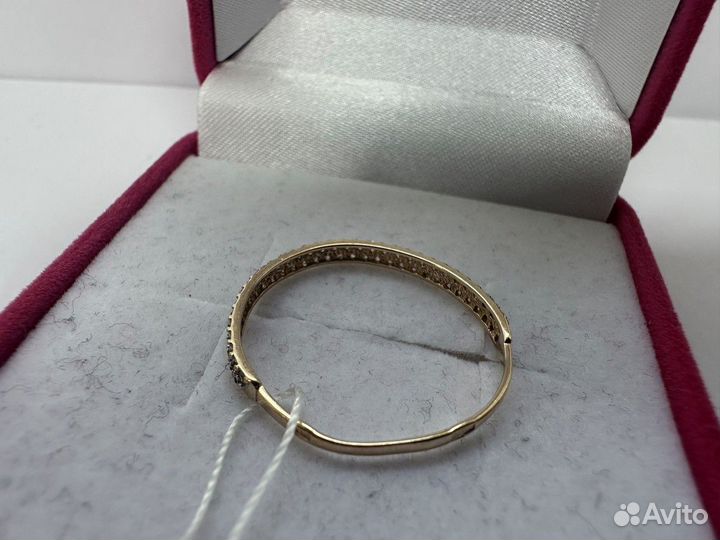 Кольцо с камнями золотое