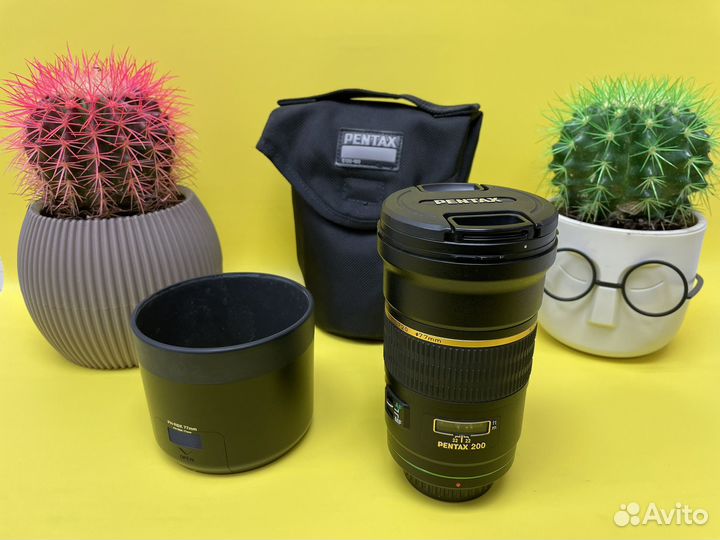 Pentax SMC DA* 200mm f/2.8 ED IF SDM