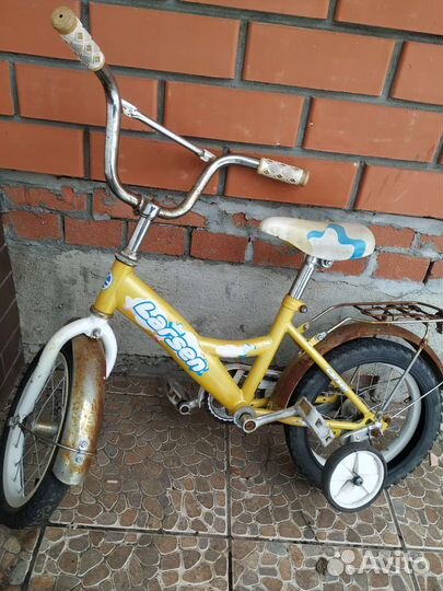 Детский велосипед на 3-4 года