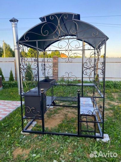 Беседка мангал для дачи