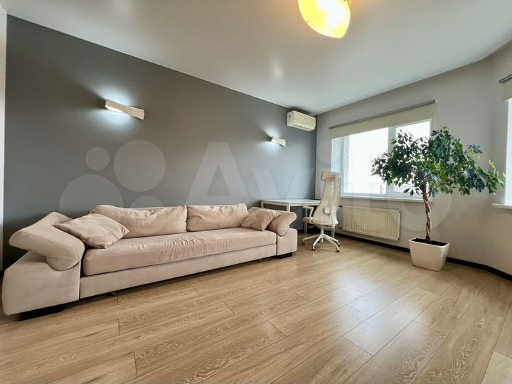 3-к. квартира, 110 м², 14/17 эт.