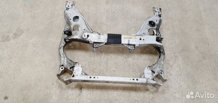 Подрамник передний BMW E87