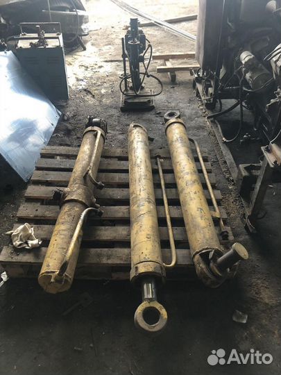 Гидроцилиндр кировецк700