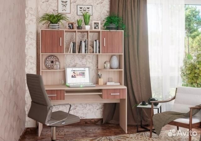 Компьютерный стол с надстройкой, ширина 140 см