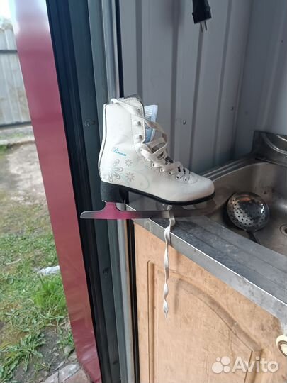 Коньки детские