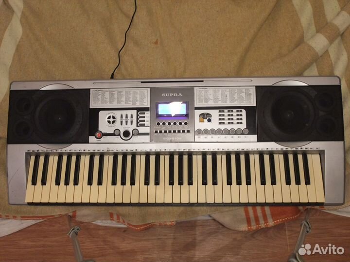 Синтезатор Supra SKB-610S