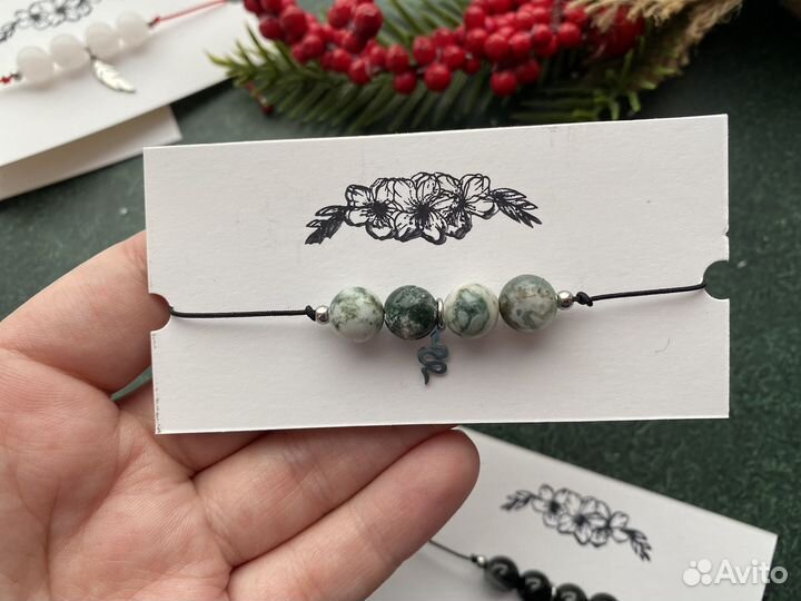 Браслет-нить с натуральными камнями