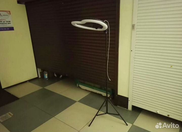 Кольцевая Лампа В Виде Сердца MJ 48