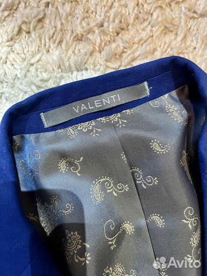 Костюм valenti