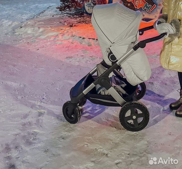 Зимний кит Stokke